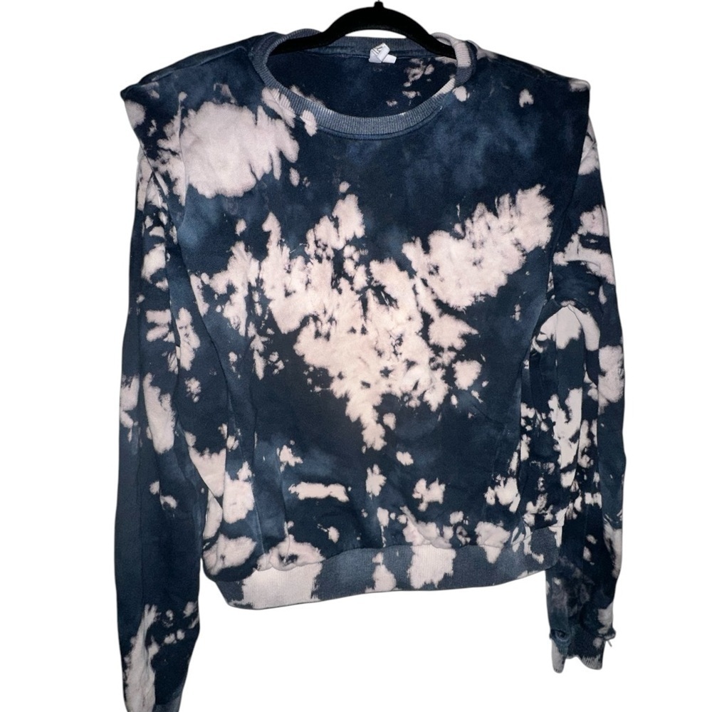Elan Tie-Dye Sweatshirt - Navy and Off-White with padded shoulders